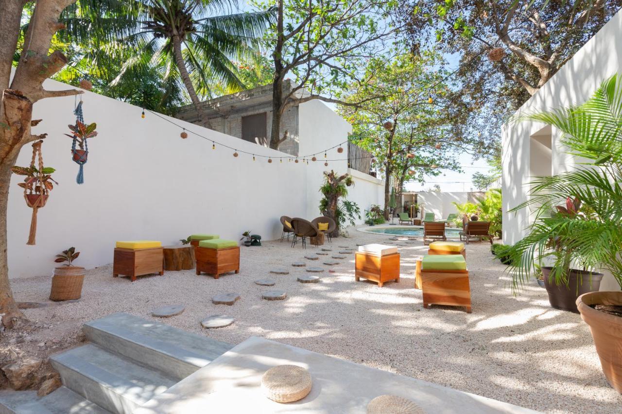Oostel Smart Hostel - Tulum Pueblo (Adults Only) Zewnętrze zdjęcie